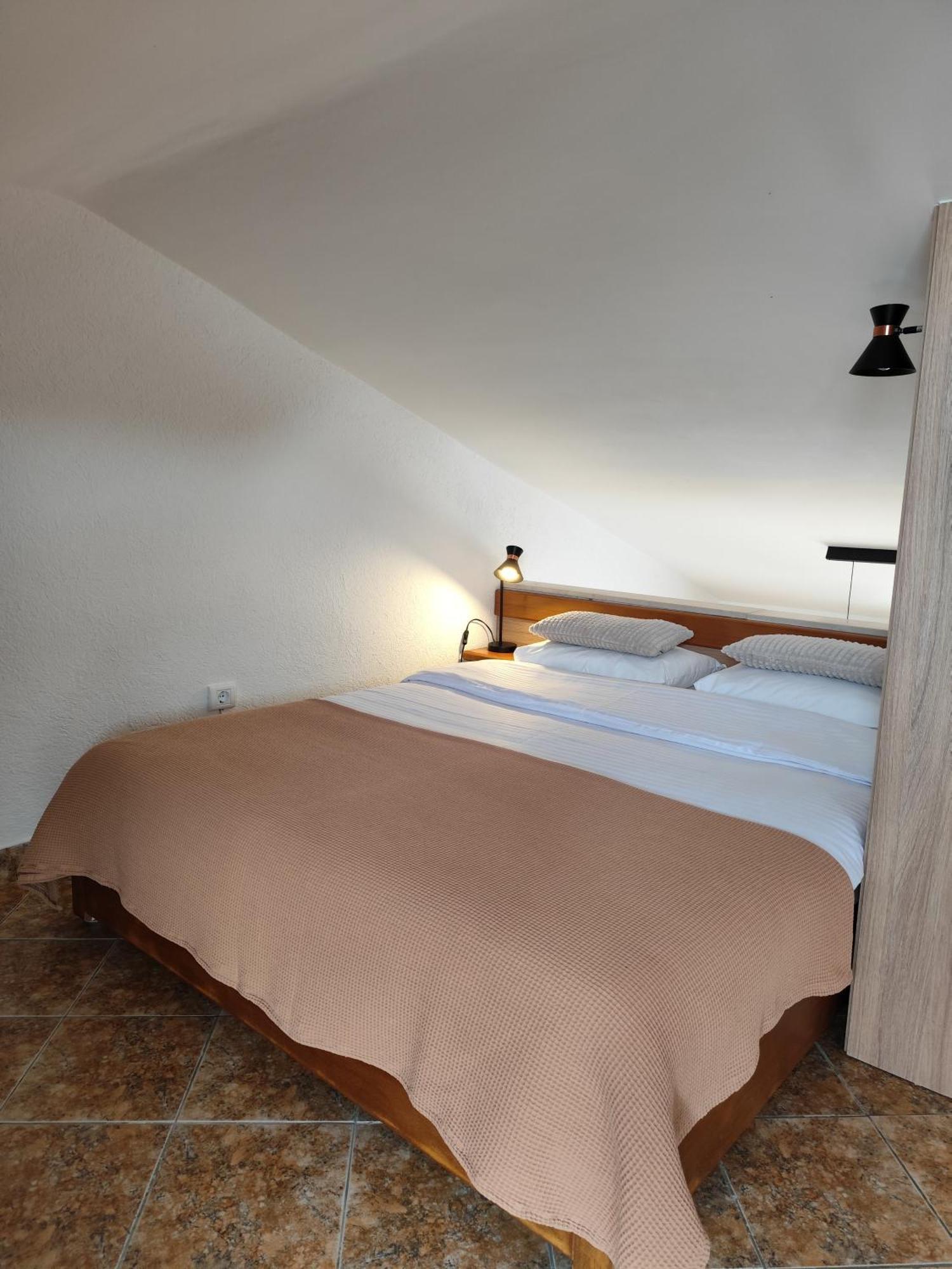 Guest House Jedro Petrovac Dış mekan fotoğraf