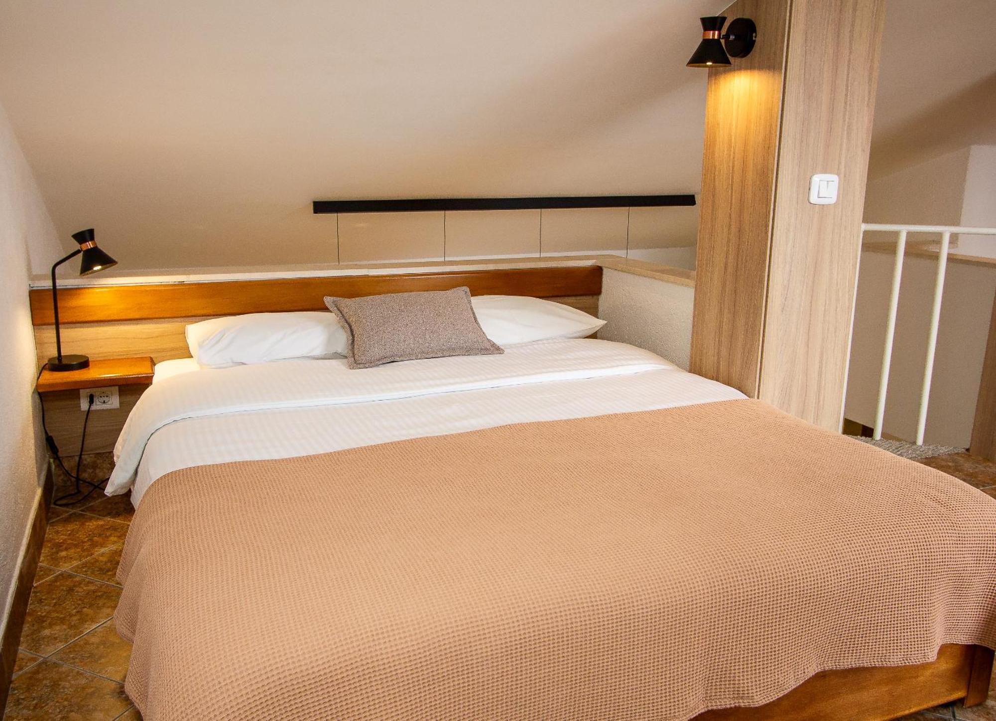 Guest House Jedro Petrovac Dış mekan fotoğraf