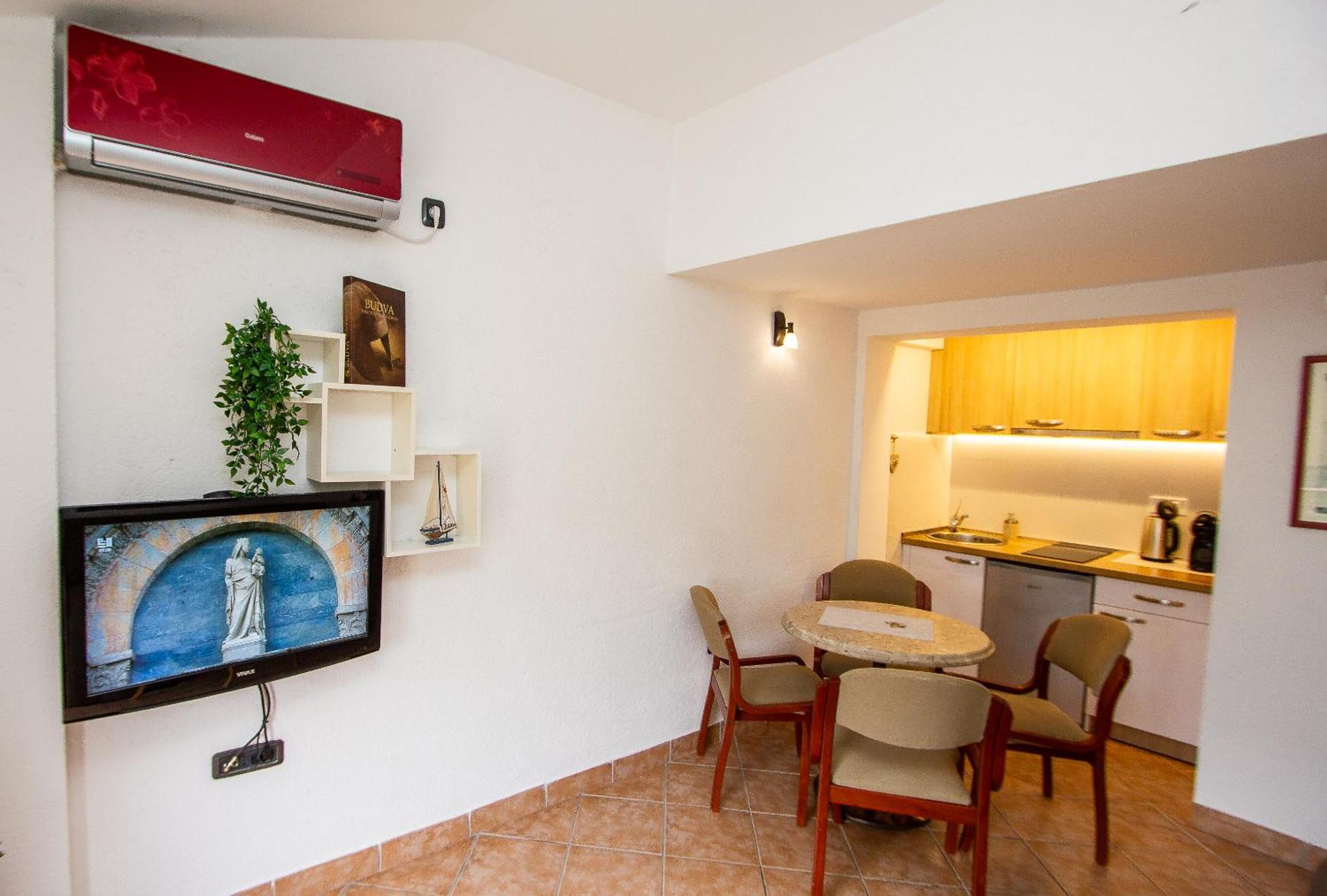 Guest House Jedro Petrovac Dış mekan fotoğraf