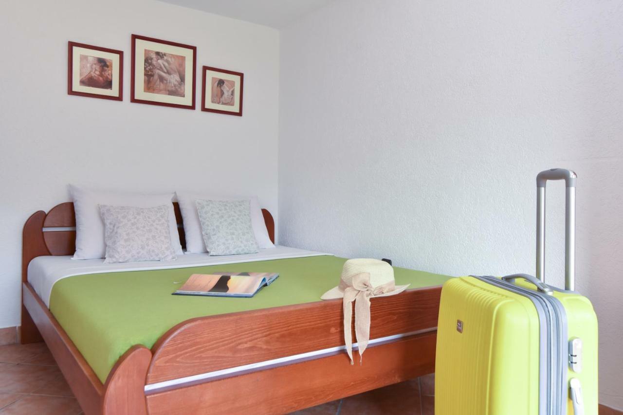 Guest House Jedro Petrovac Dış mekan fotoğraf